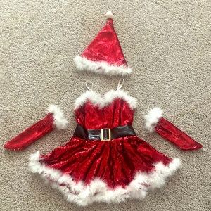 COPY - Girl’s size 6 Christmas sequin outfit